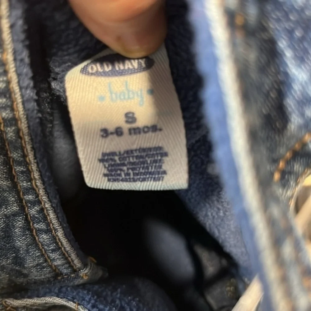 Old Navy fleece lined overalls‎